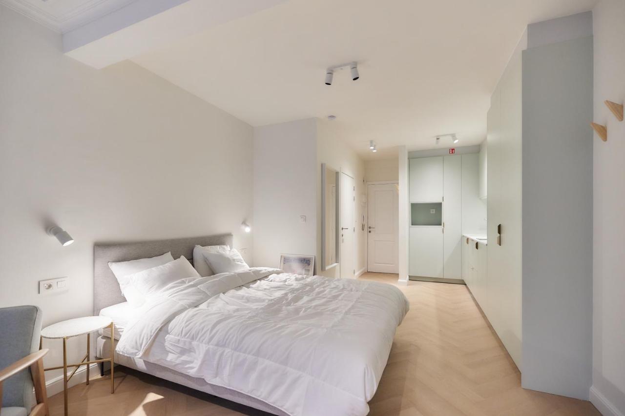 Studio By Juliz - Top Location At The Beach & In City Center! Ostende Kültér fotó