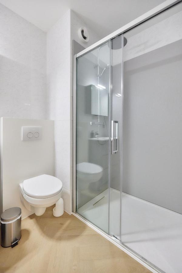 Studio By Juliz - Top Location At The Beach & In City Center! Ostende Kültér fotó