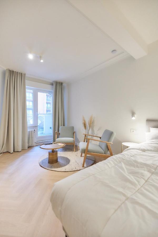 Studio By Juliz - Top Location At The Beach & In City Center! Ostende Kültér fotó